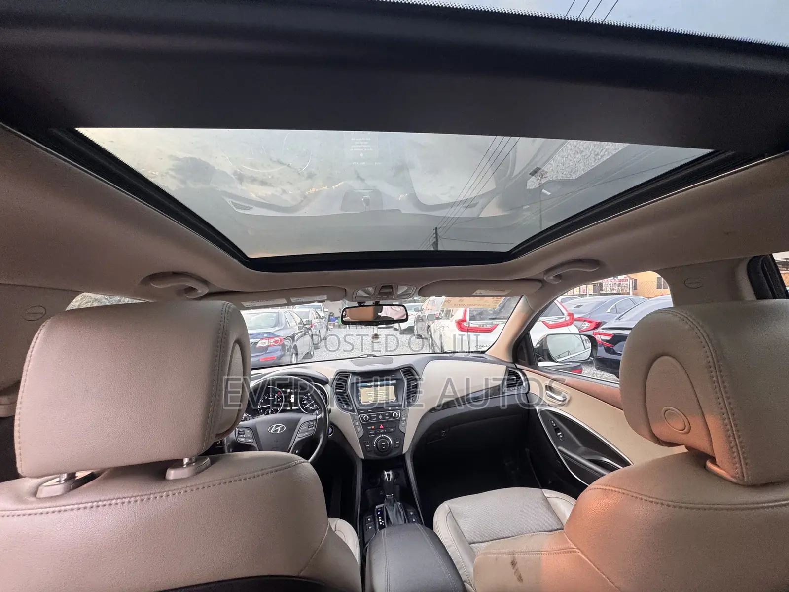 Hyundai Santa Fe SE Ultimate AWD 2017 Black