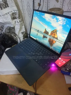 Laptop Microsoft Surface 8GB Intel Core i5 SSD 256GB