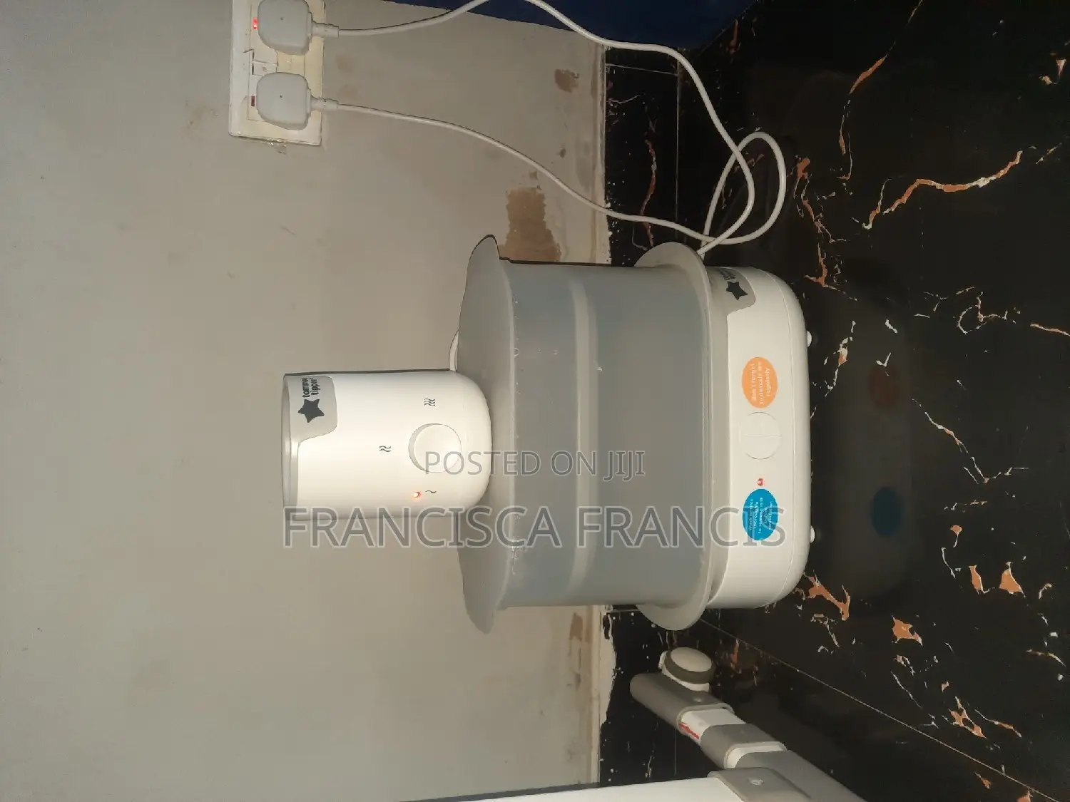 Baby Bed,warmer and Steriliser! All for 1000ghc. Slight Negotiable