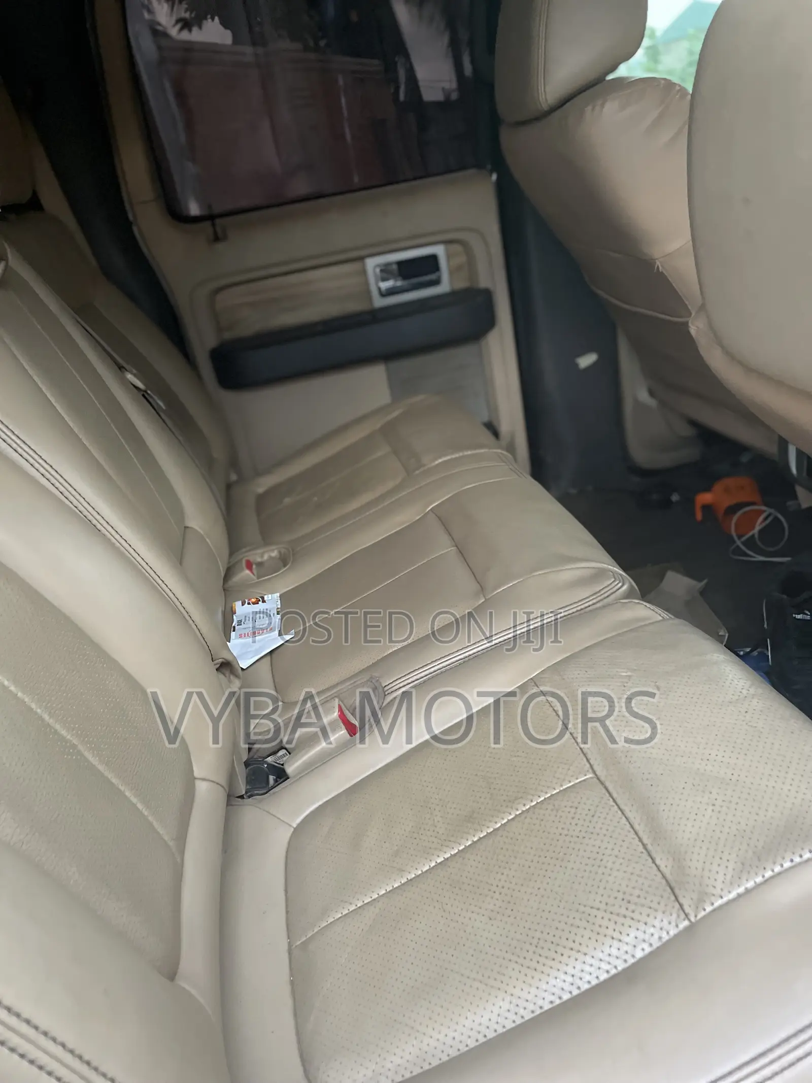 Ford F-150 Lariat 2012 Gray