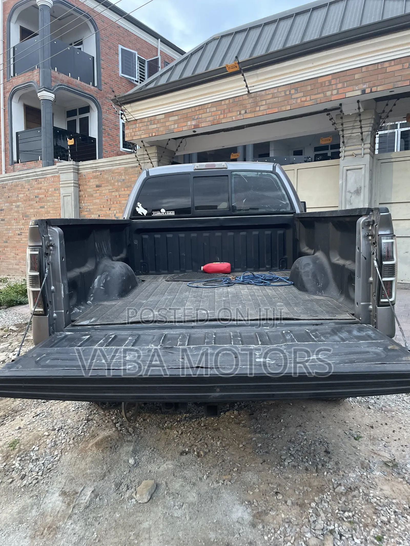 Ford F-150 Lariat 2012 Gray