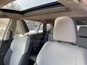 Toyota RAV4 XLE AWD (2.5L 4cyl 6A) 2013 Black