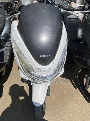 Honda 2022 White