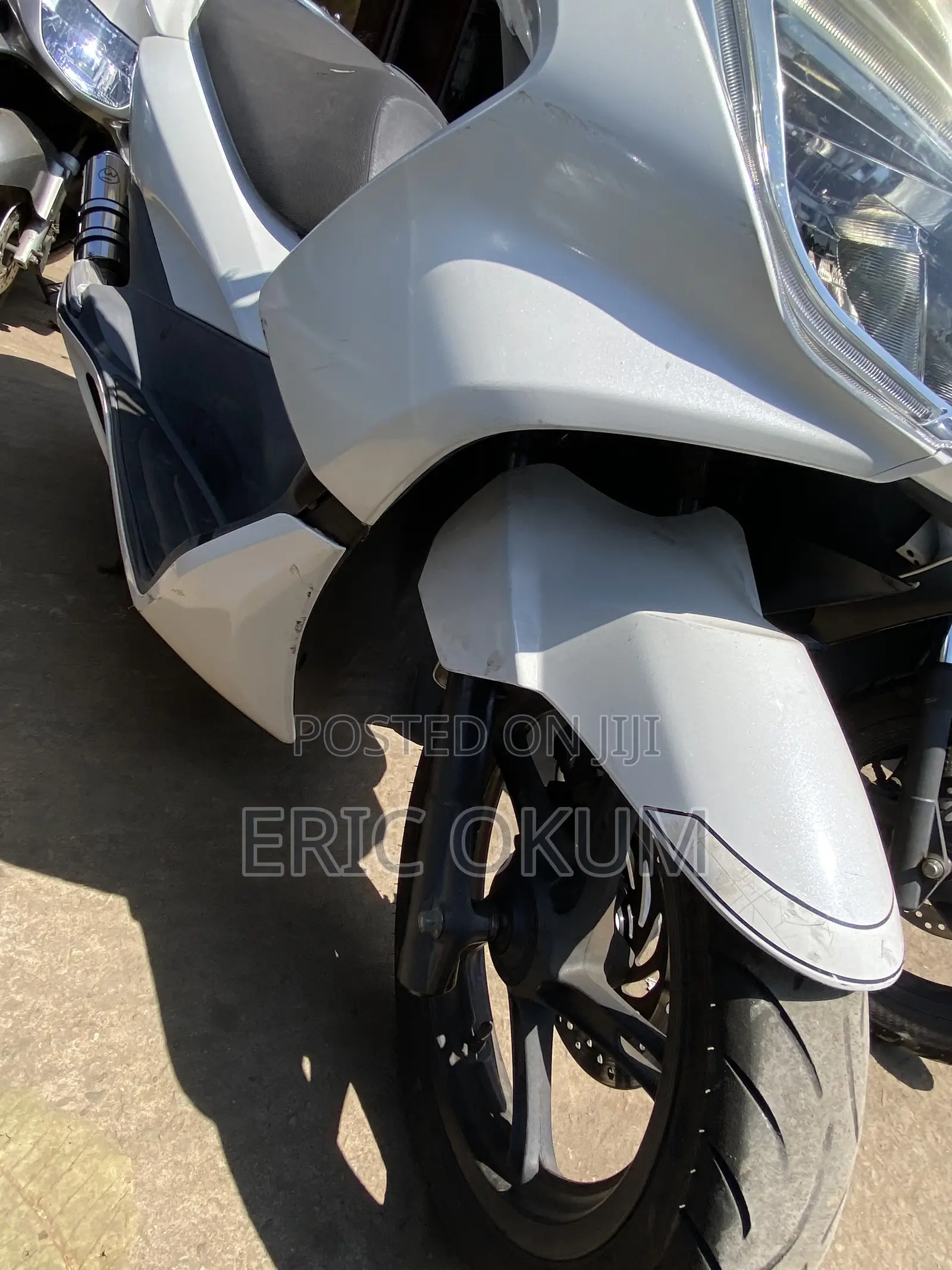 Honda 2022 White