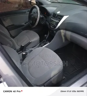 Hyundai Accent 2012 Silver