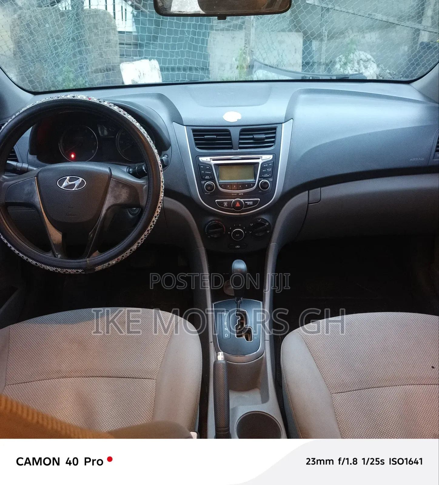 Hyundai Accent 2012 Silver