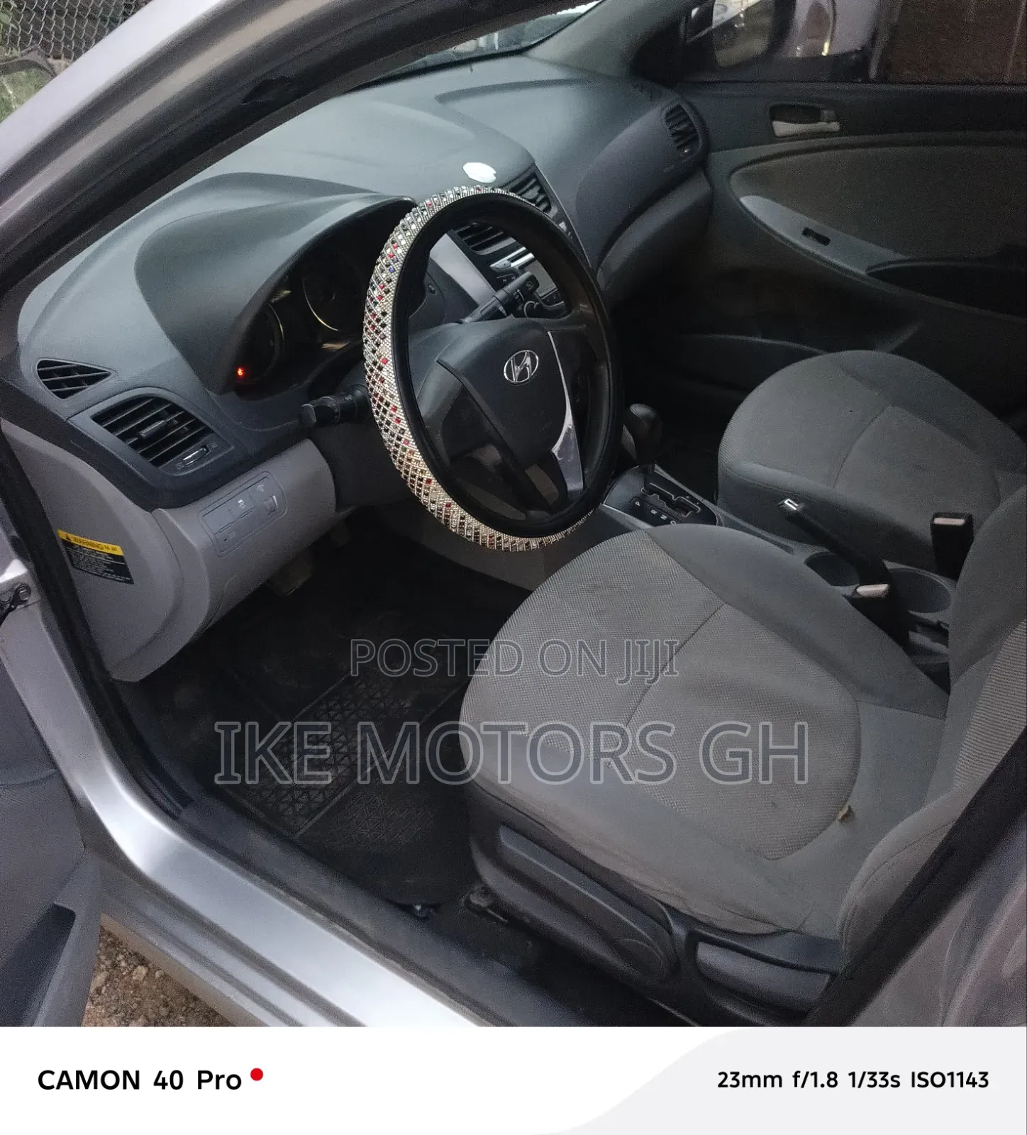 Hyundai Accent 2012 Silver