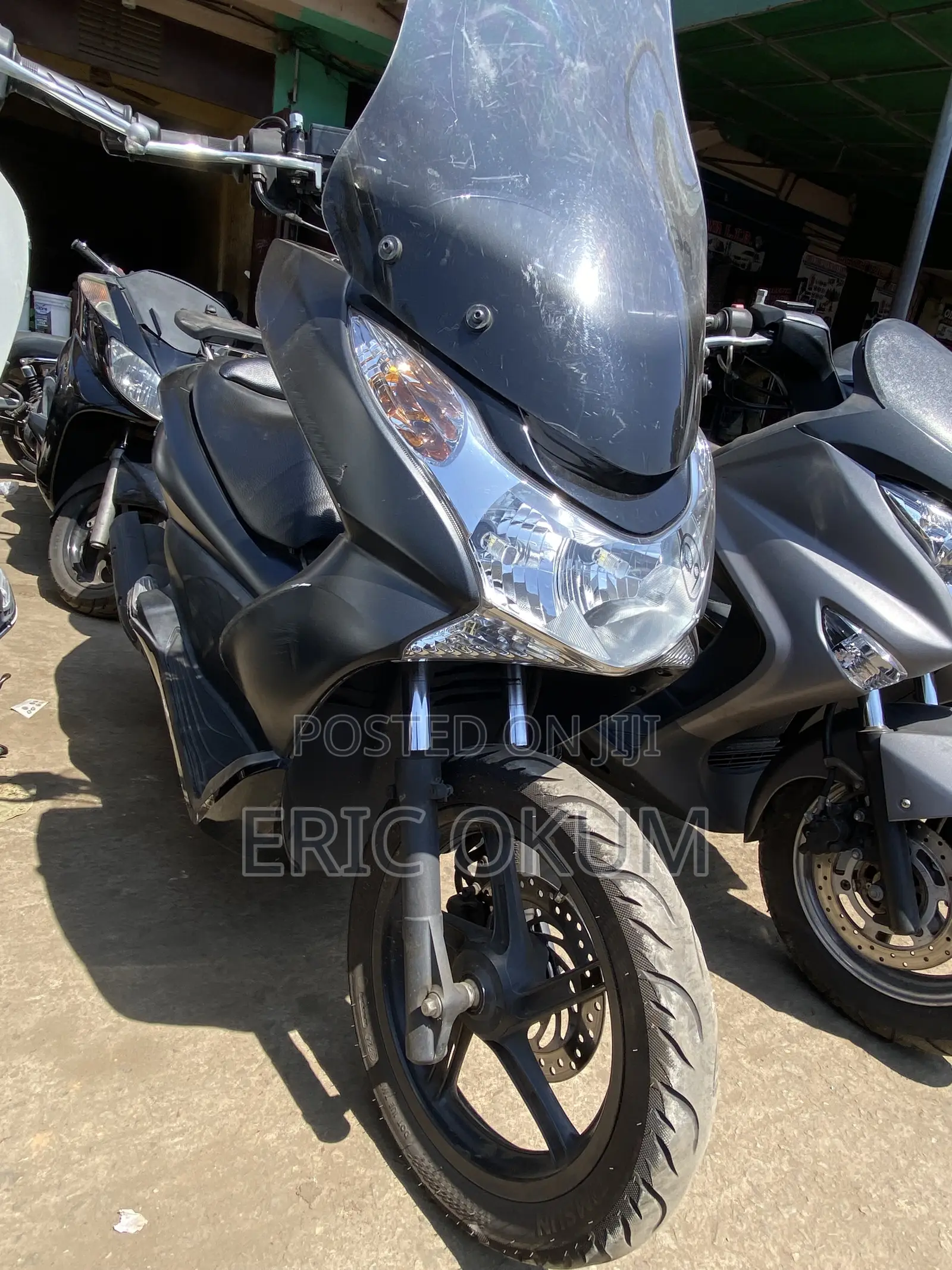 Honda 2022 Black