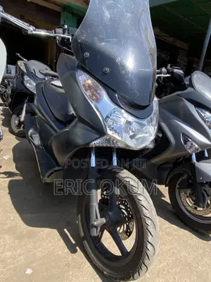 Honda 2022 Black