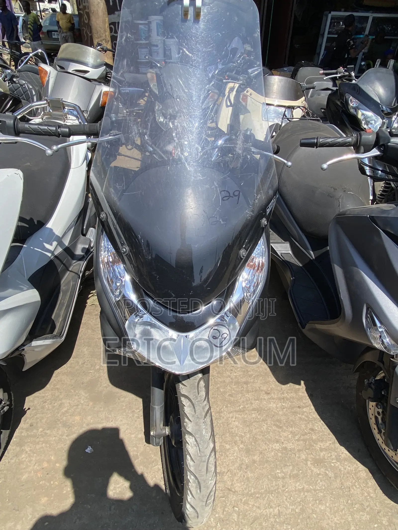 Honda 2022 Black