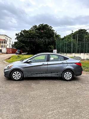 Hyundai Accent 2016 Silver
