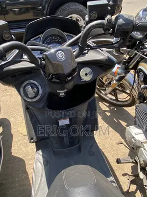 Yamaha Majesty 2020