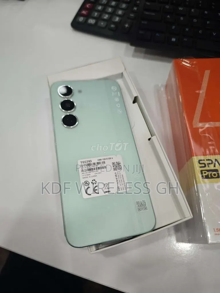 New Tecno Spark 40 Pro 256 GB Green