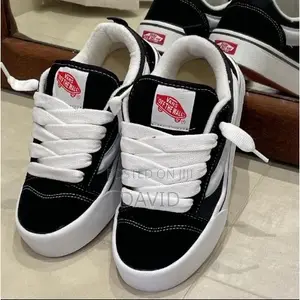 Vans Knu Skool