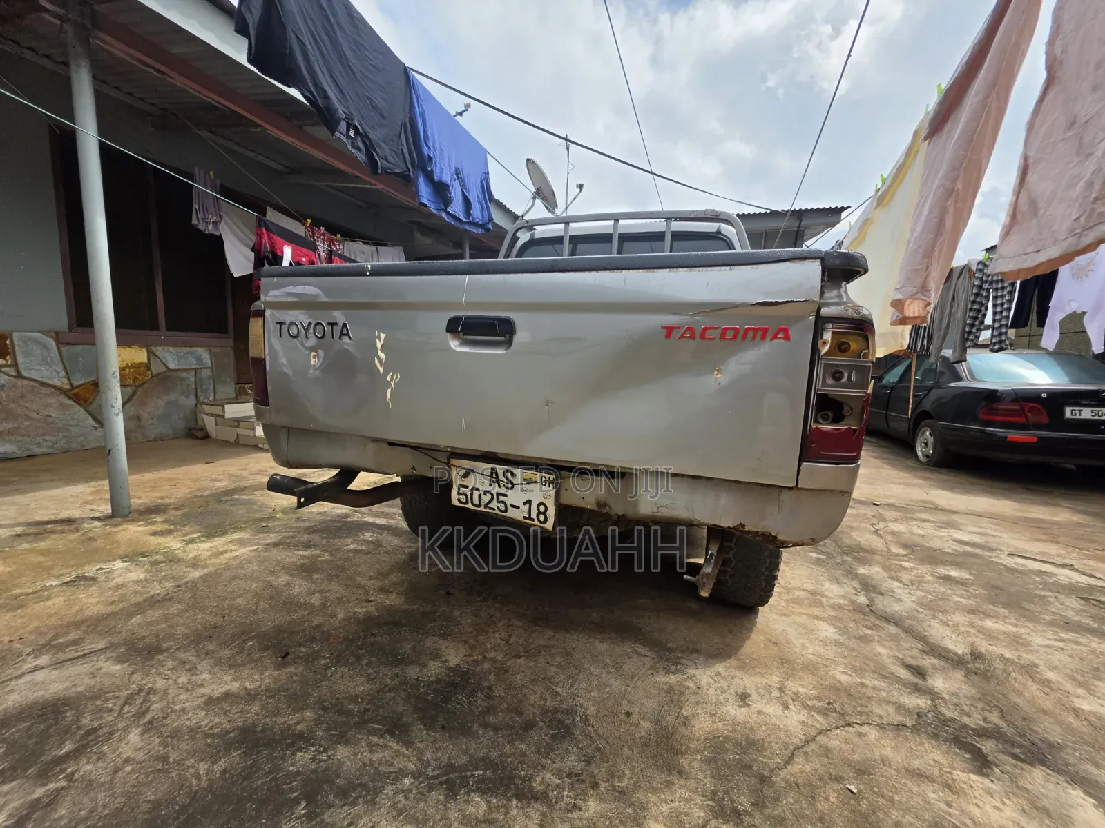 Toyota Hilux 2003 Gray
