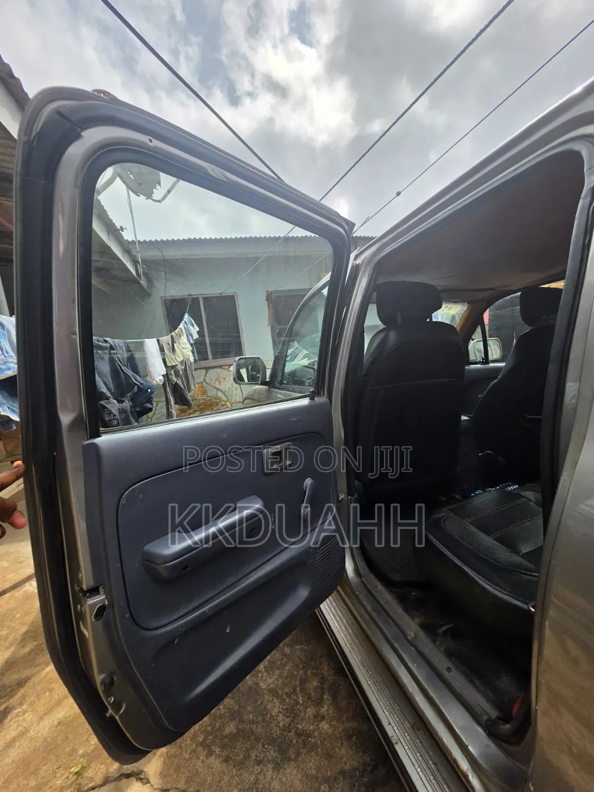 Toyota Hilux 2003 Gray