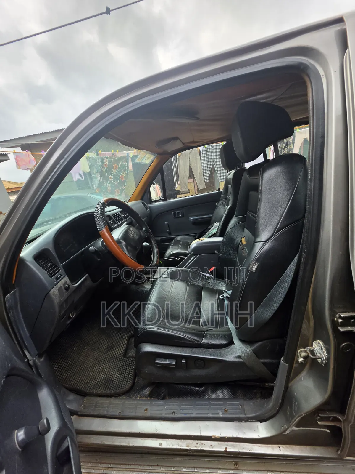 Toyota Hilux 2003 Gray
