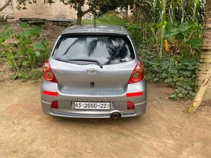 Toyota Vitz 2010 Gray