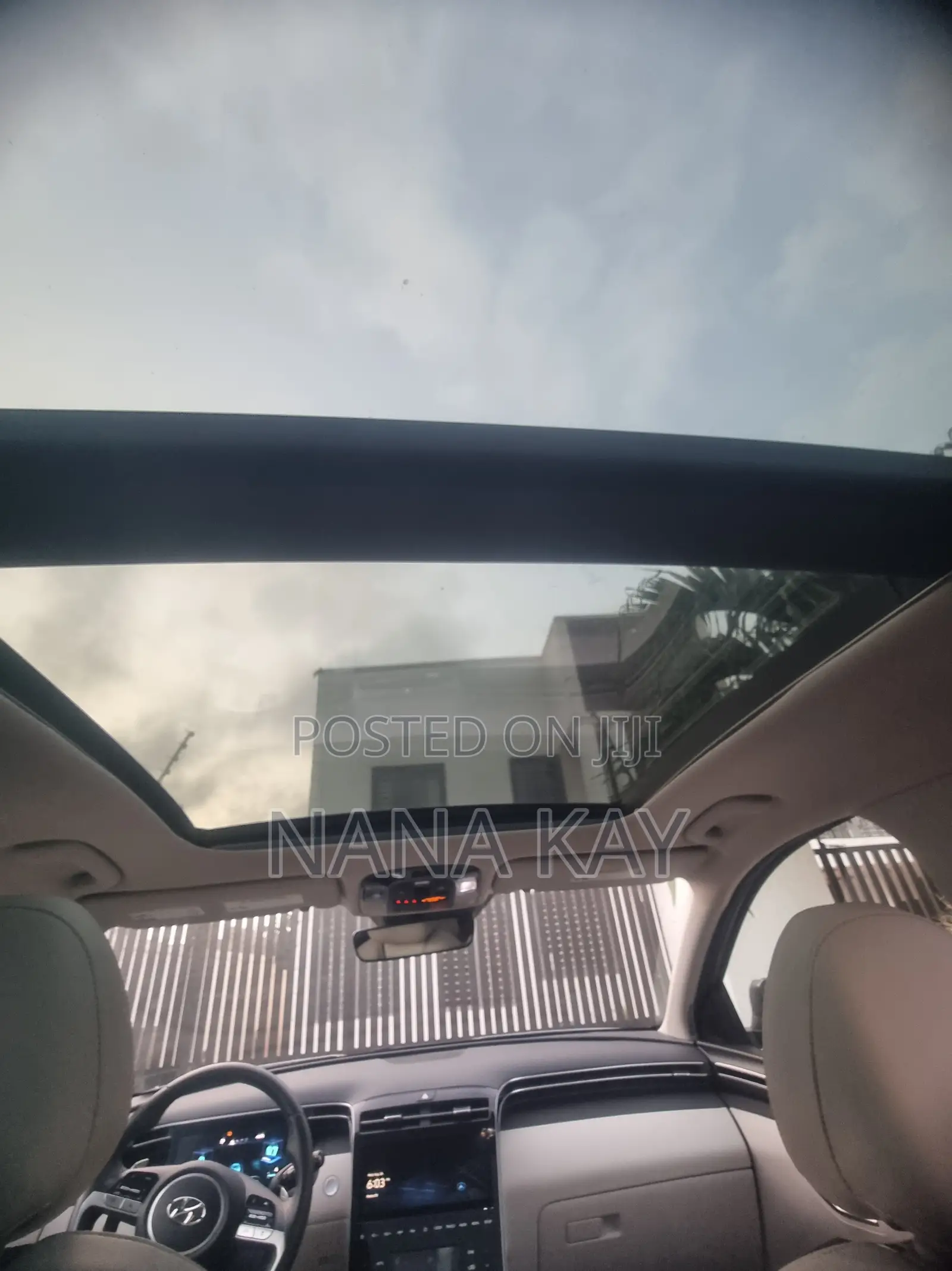 Hyundai Tucson Limited 2024 Silver