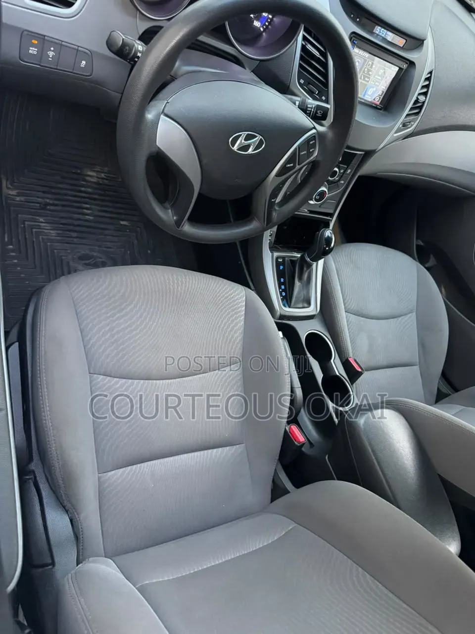 Hyundai Elantra 2016 White
