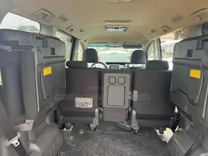 Toyota Voxy X 2WD 8-Seater 2010 Black