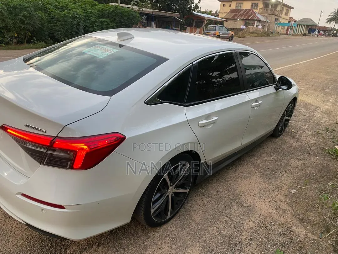 Honda Civic 2023 White
