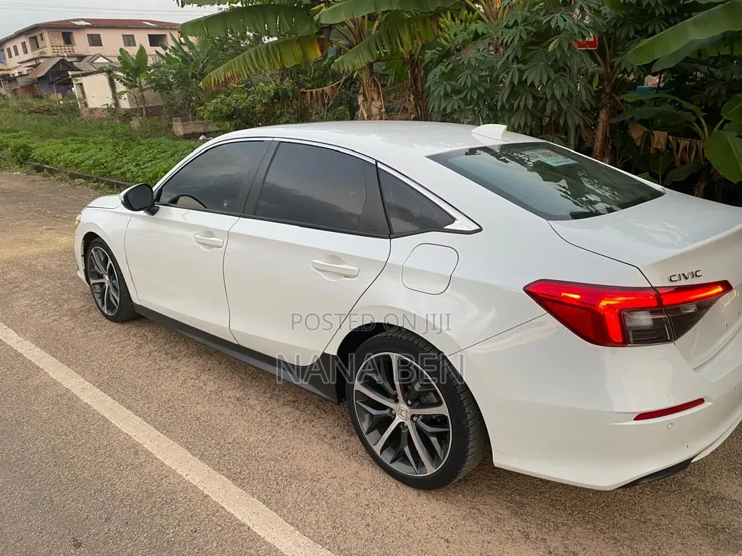 Honda Civic 2023 White