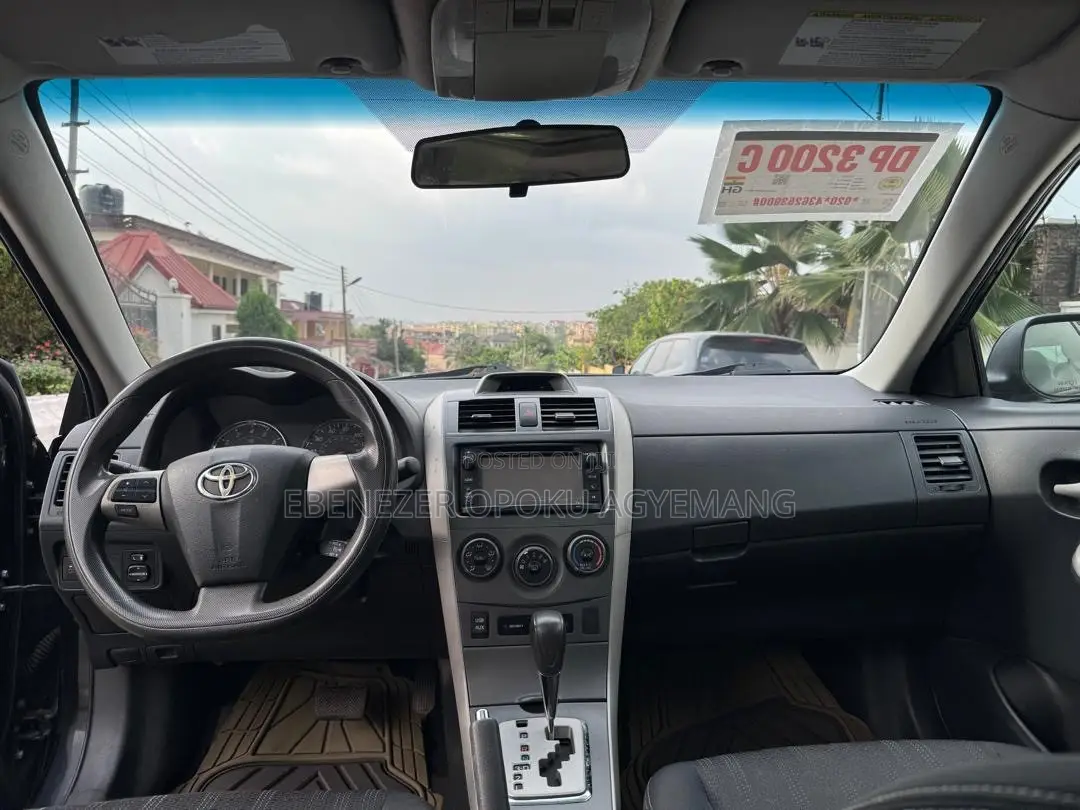 Toyota Corolla S 4dr Sedan (1.8L 4cyl 4A) 2013 Black