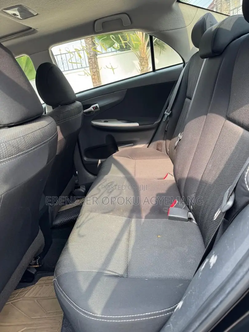 Toyota Corolla S 4dr Sedan (1.8L 4cyl 4A) 2013 Black