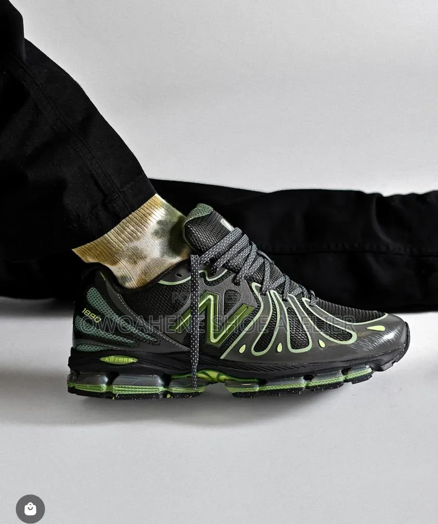 New Balance 1890 in the "Faded Black / Utility Green"