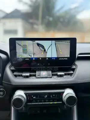 Toyota RAV4 XLE 2025 White