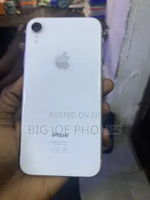 Apple iPhone XR 64 GB White