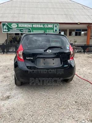 Nissan Versa 2015 Black
