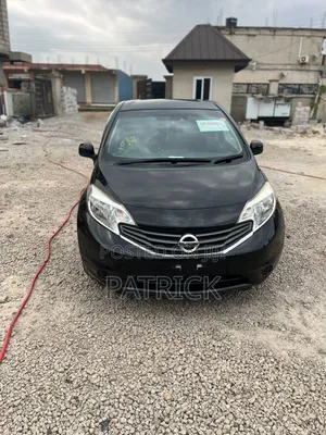 Nissan Versa 2015 Black