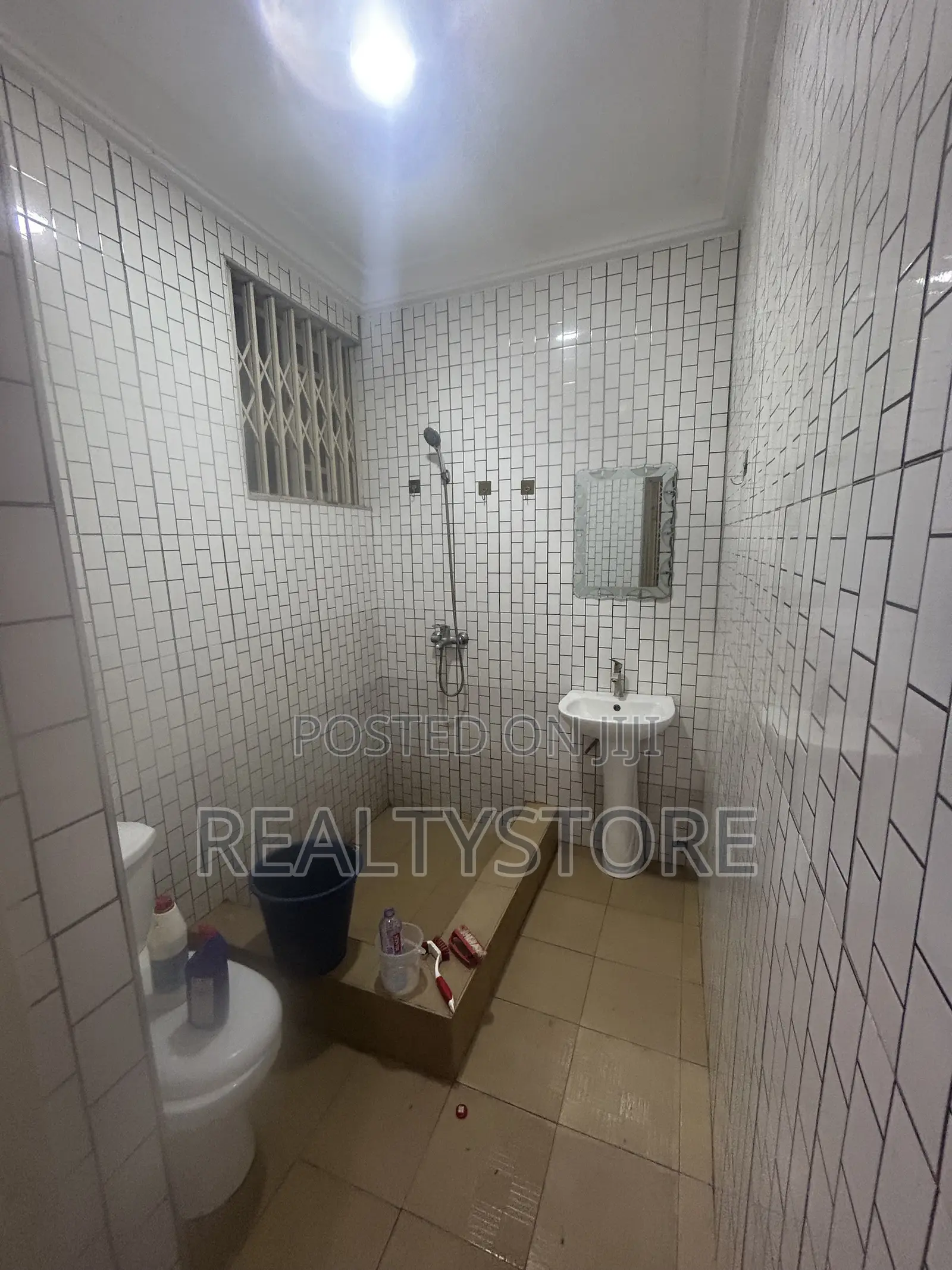 2bdrm Apartment in Xxx, Accra Metropolitan for rent