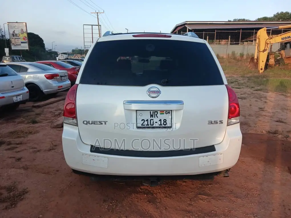 Nissan Quest 3.5 2010 White