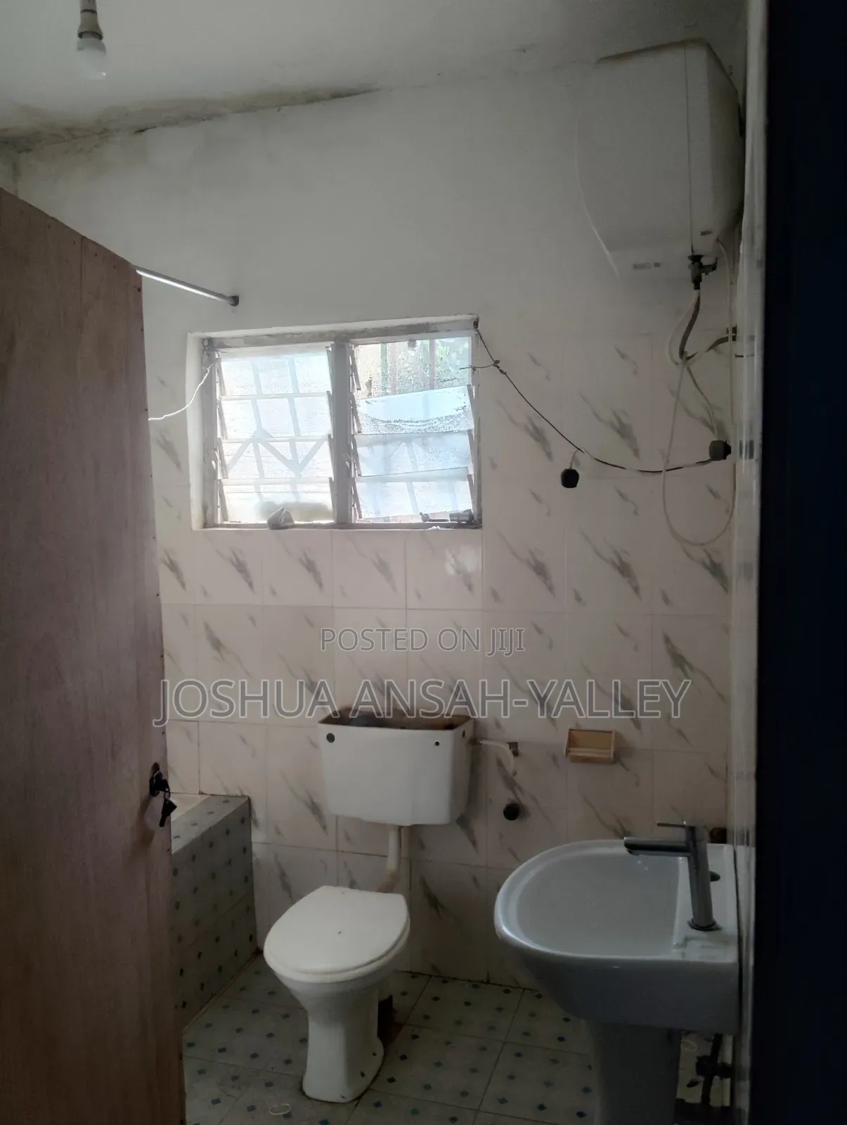 4bdrm Shared Apartment in Akosua Agyapon, Ga West Municipal for rent