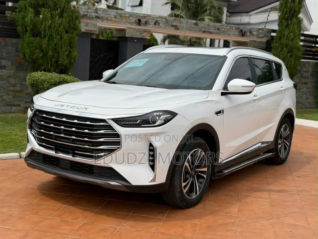 Jetour X70 Plus 1.5 7-Seater FWD 2022 White