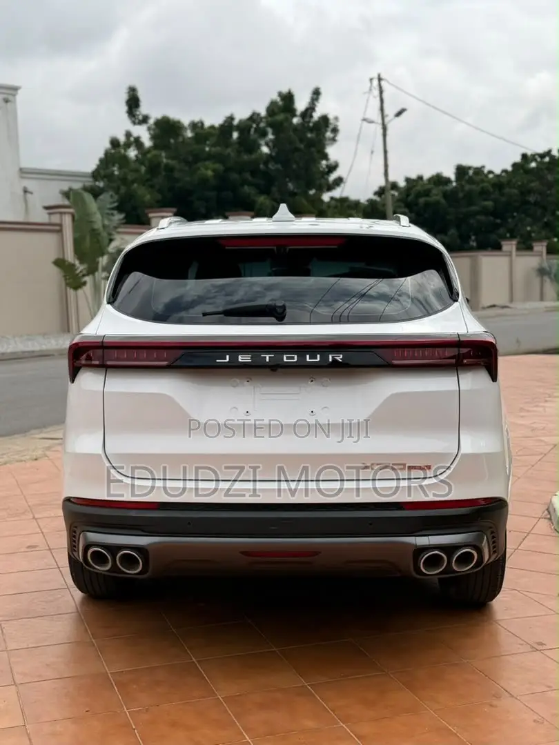 Jetour X70 Plus 1.5 7-Seater FWD 2022 White