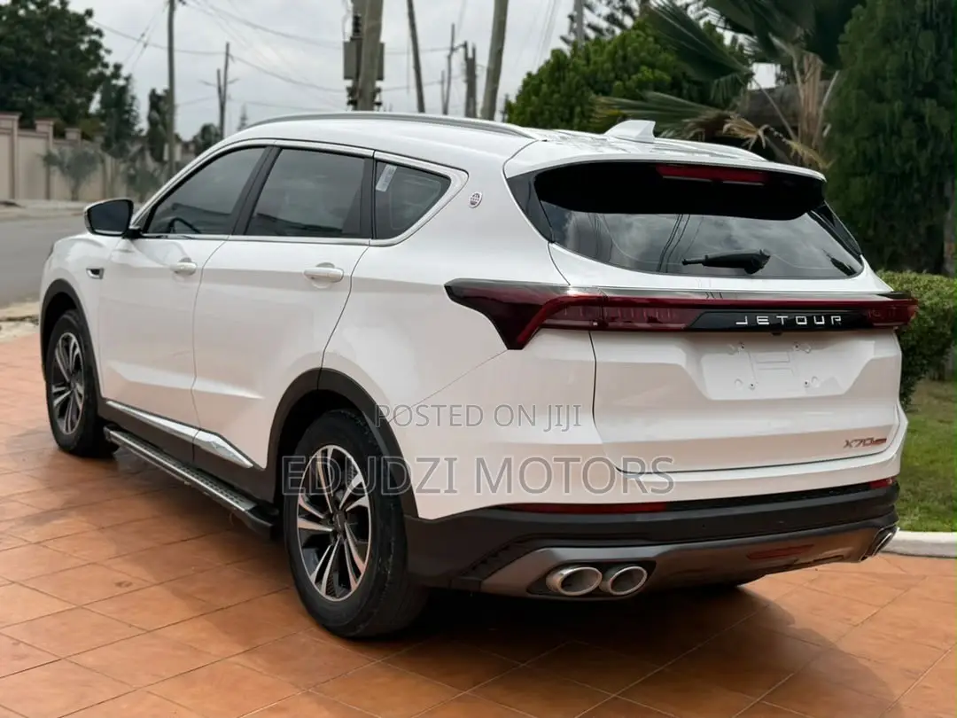 Jetour X70 Plus 1.5 7-Seater FWD 2022 White