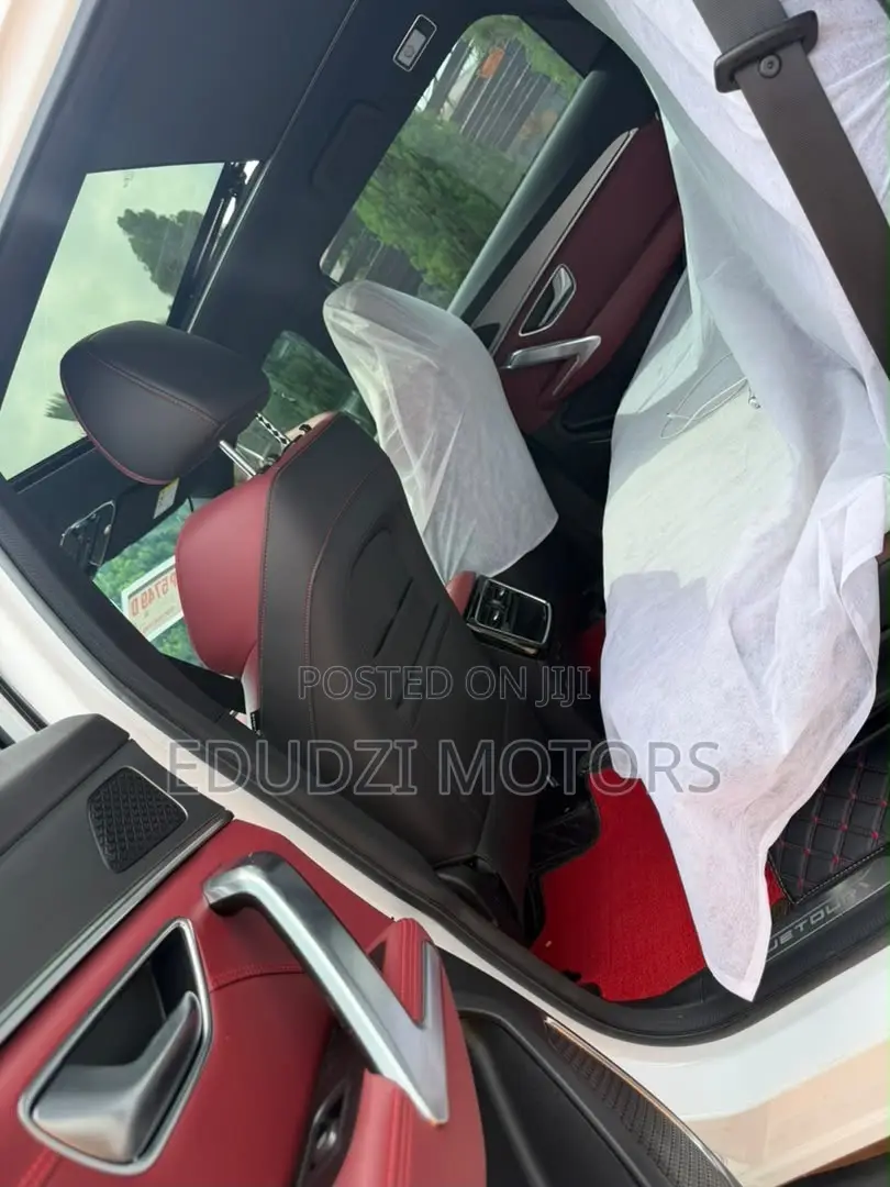 Jetour X70 Plus 1.5 7-Seater FWD 2022 White
