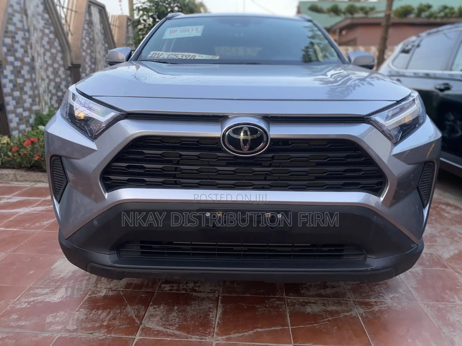 Toyota RAV4 XLE AWD 2023 Gray