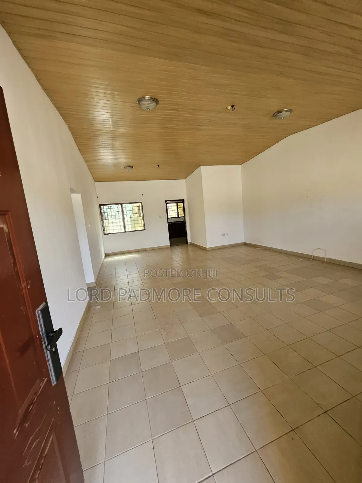 2bdrm Apartment in Lakeside Estates for rent