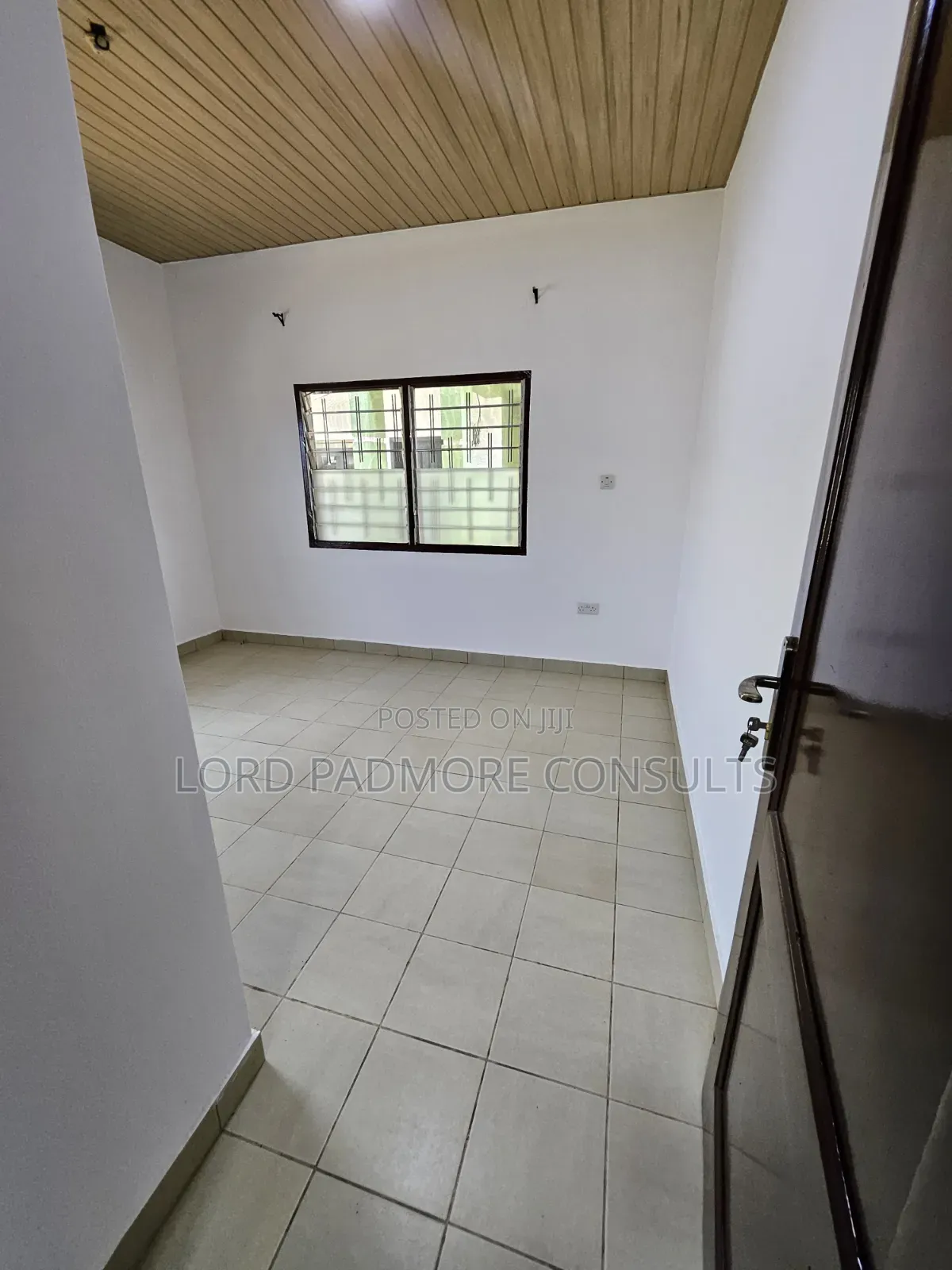 2bdrm Apartment in Lakeside Estates for rent