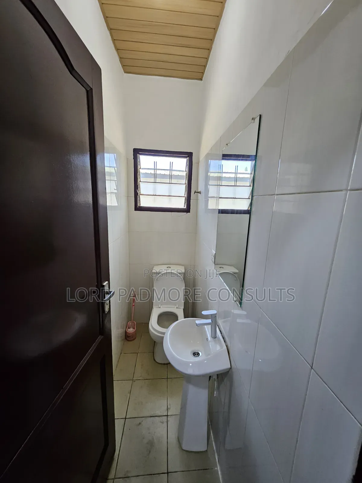 2bdrm Apartment in Lakeside Estates for rent