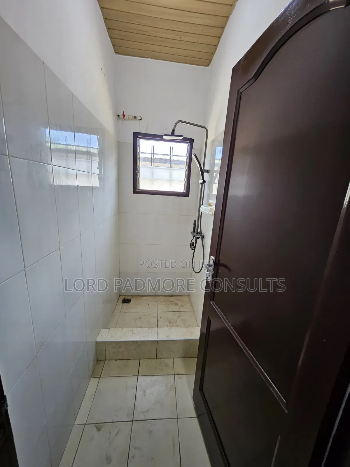 2bdrm Apartment in Lakeside Estates for rent