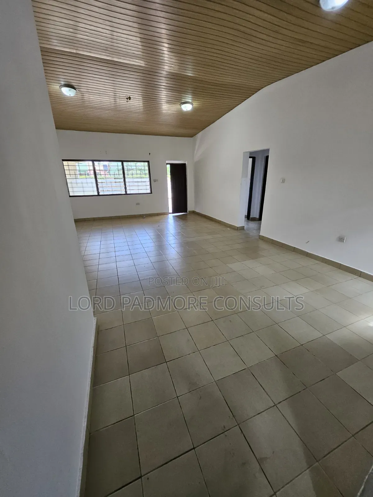 2bdrm Apartment in Lakeside Estates for rent