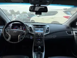 Hyundai Avante 2016 Gray