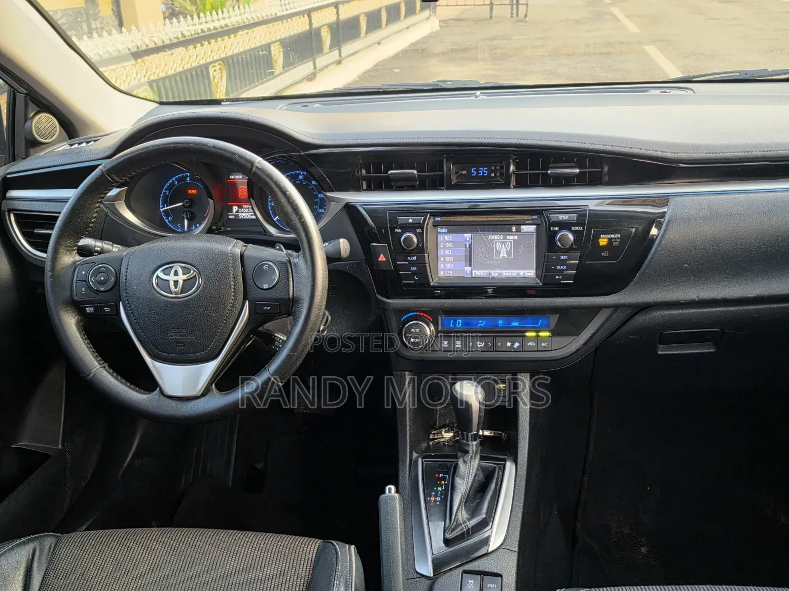 Toyota Corolla 2016 Silver