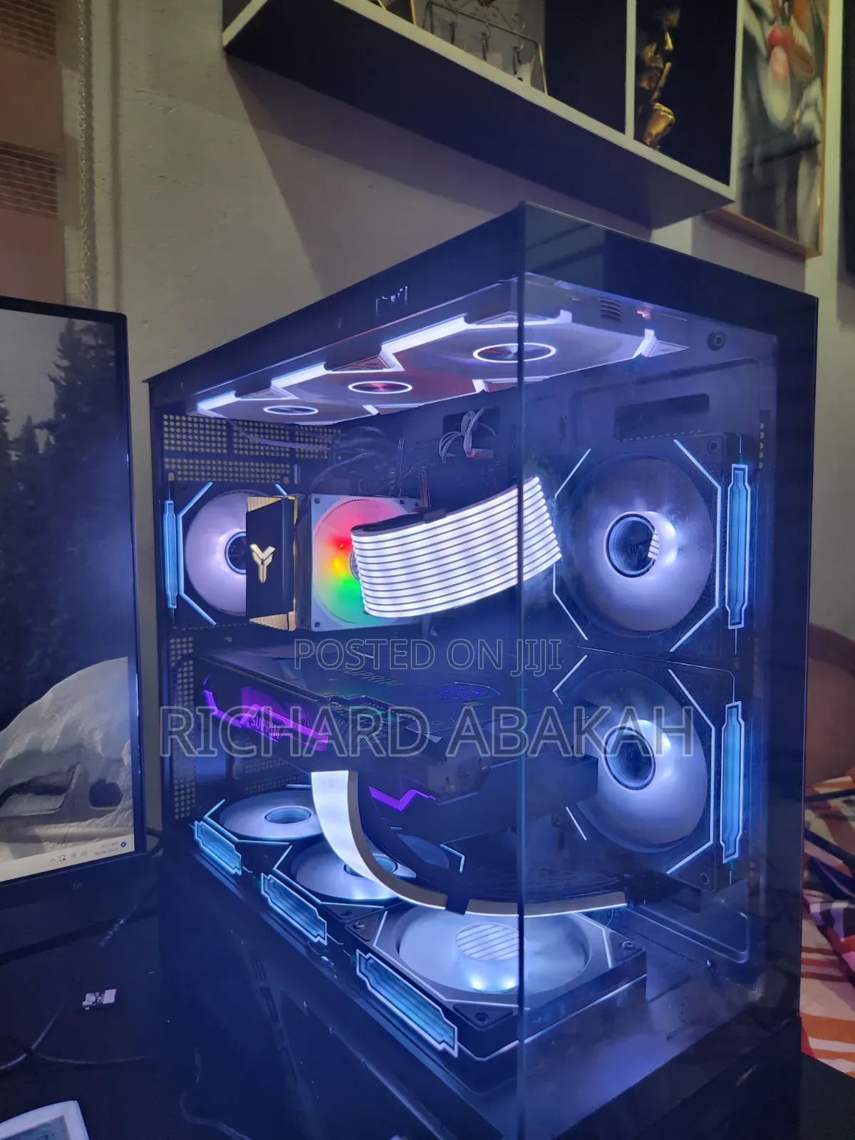 Desktop Computer MSI model 16GB AMD Ryzen 7 HDD+SSD 4T